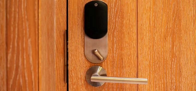 Automatic Locking Door Knob Thermalito